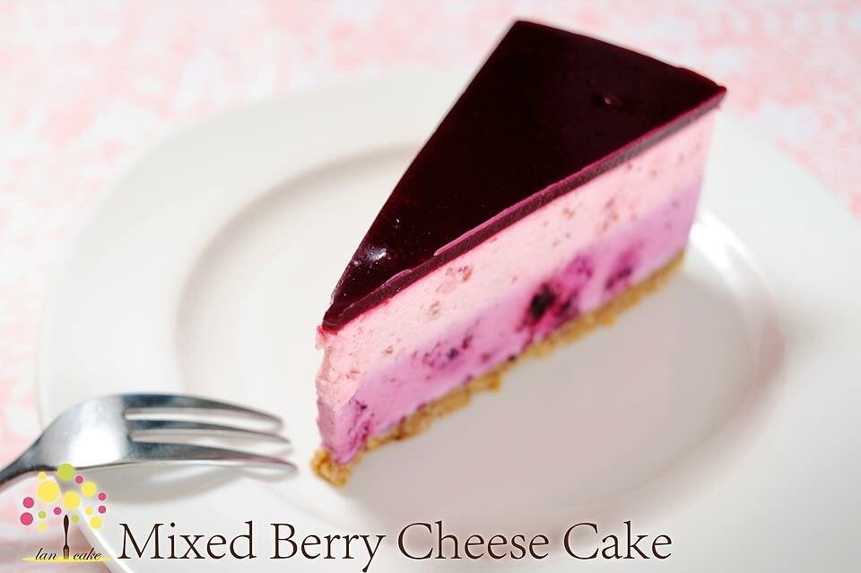 Mixed Berry Cheese Cake